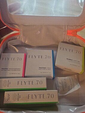 Flyte 70 makeup bundle